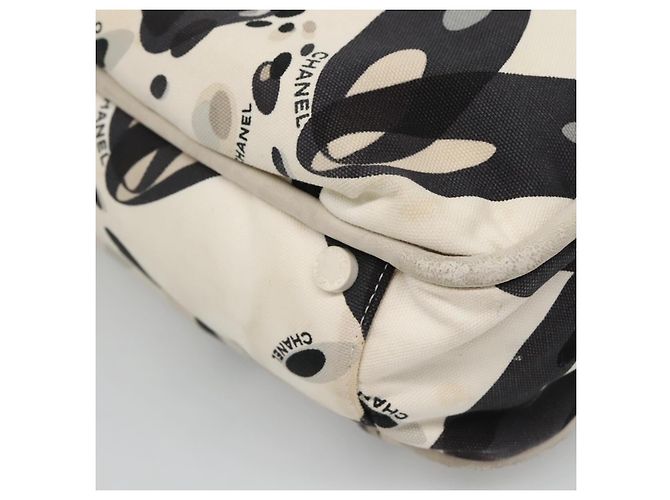CHANEL Borsa Tote Canvas Bianca Argento CC Auth 134829 Bianco - vista 12