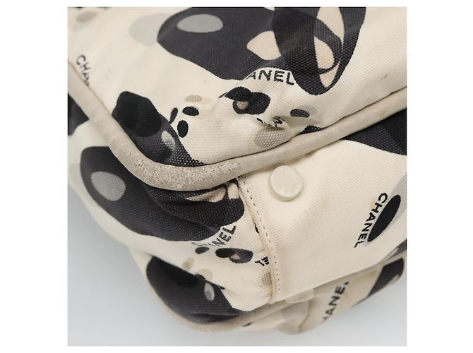 CHANEL Borsa Tote Canvas Bianca Argento CC Auth 134829 Bianco - vista 13