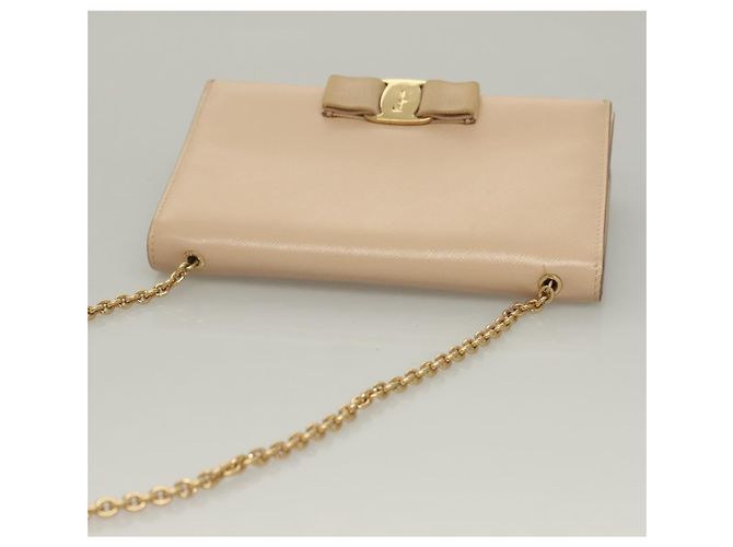 Borsa a Spalla Chain Vala in Pelle Beige Oro Auth 133406 di Salvatore Ferragamo - vista 6