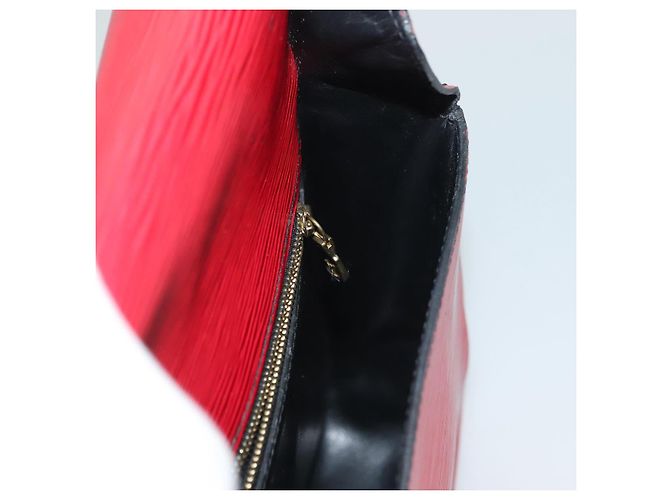 LOUIS VUITTON Borsa a Spalla Epi Saint Cloud GM Rossa M52197 LV Auth 136259 Rosso - vista 20