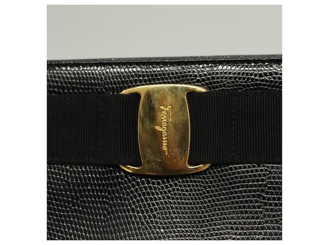 Borsa Tote Salvatore Ferragamo in pelle embossata nera e oro Auth BA4507 Nero D'oro - vista 14