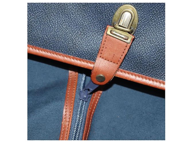 Autre Marque Funda para prendas de cuero PVC azul marino Auth bs28531 - vista 19