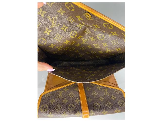 Louis Vuitton Borsa a tracolla portatile Marrone - vista 12