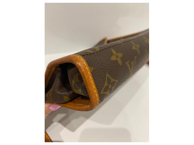 Louis Vuitton Borsa a tracolla portatile Marrone - vista 18