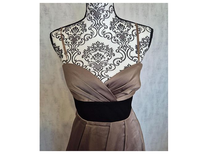 Bcbg Max Azria Kurzes Cocktailabendkleid Bcbgmaxazria Größe 2 38 M Taupe - Ansicht 2