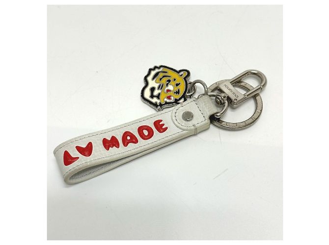 Louis Vuitton NIGO Collaboration Dragonne LV MADE Strap Bag Charm Keychain White Red - view 2