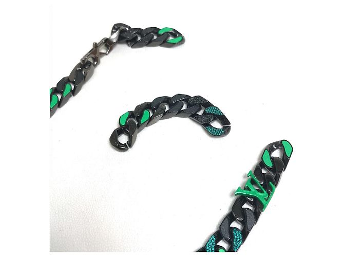 Collana a catena con toppe LV MP2853 di Louis Vuitton Nero Verde - vista 12