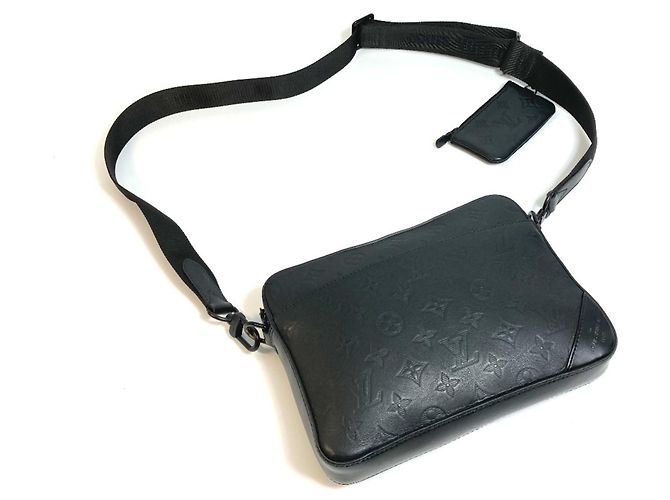 Borsa a tracolla Duo Monogram Shadow Louis Vuitton Nero - vista 3