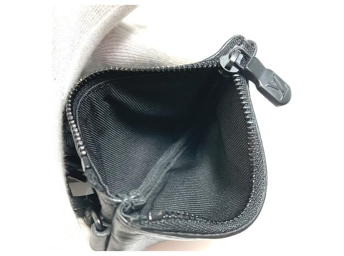 Borsa a tracolla Duo Monogram Shadow Louis Vuitton Nero - vista 7
