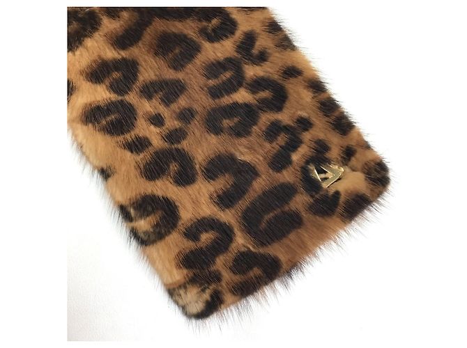 Louis Vuitton Leopardprint Nerzschal Braun Pink - Ansicht 5