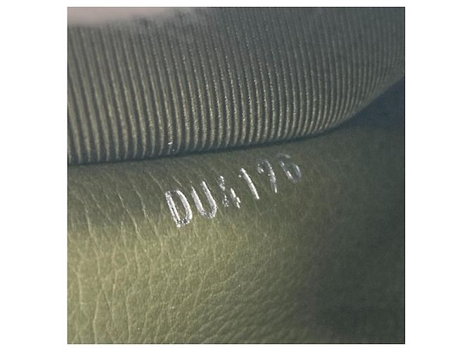 Lockme II Tricolor Handtasche von Louis Vuitton Pink Beige Khaki - Ansicht 11