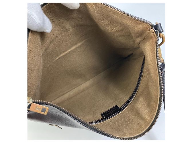 Borsa a Spalla Pochette Shawnee MM Utah M93453 Louis Vuitton Marrone - vista 12