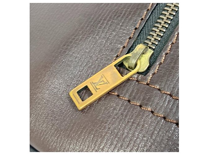 Borsa a Spalla Pochette Shawnee MM Utah M93453 Louis Vuitton Marrone - vista 5
