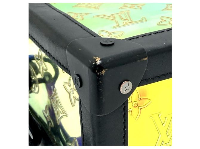 Borsa a Spalla Soft Trunk Monogram Prism di Louis Vuitton Nero - vista 4