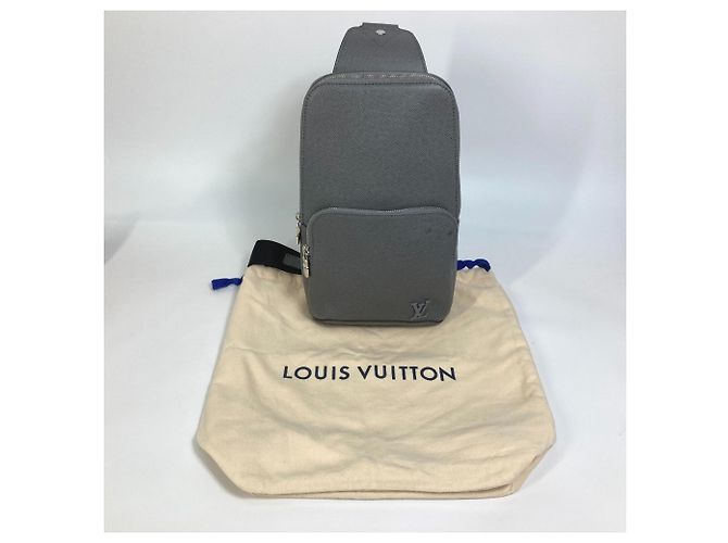 Borsa a Spalla Avenue Taiga Louis Vuitton Marrone Grigio - vista 14
