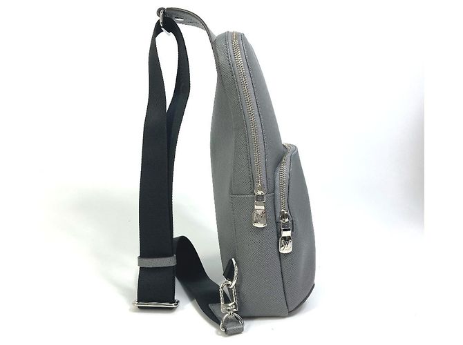 Borsa a Spalla Avenue Taiga Louis Vuitton Marrone Grigio - vista 3