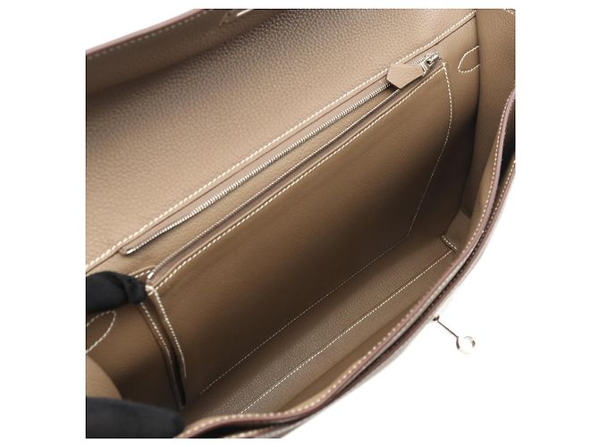 Hermès Borsa Kelly Depeches 36 in Togo Marrone Taupe - vista 3