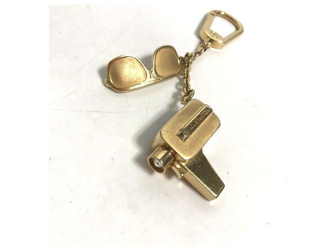 Cannes Louis Vuitton Gold Metal Keyring Golden - view 4