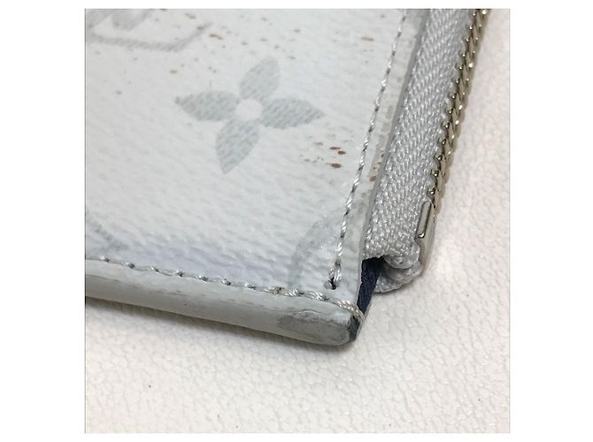 Pochette Jour PM Monogram Louis Vuitton Blanc Rouge Bleu - vue 8