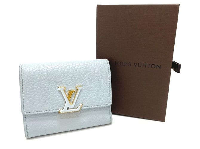 Portefeuille Capucines XS Compact à Trois Volets Louis Vuitton Bleu - vue 13