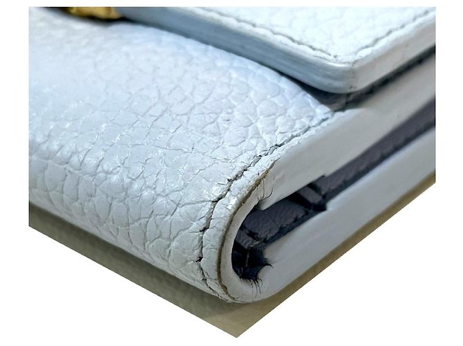 Portefeuille Capucines XS Compact à Trois Volets Louis Vuitton Bleu - vue 3