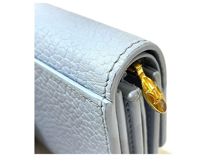 Portefeuille Capucines XS Compact à Trois Volets Louis Vuitton Bleu - vue 6