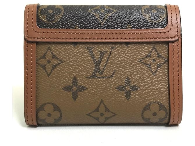 Portafoglio Compact Trifold Dauphine Monogramma Inverso Louis Vuitton Marrone - vista 2