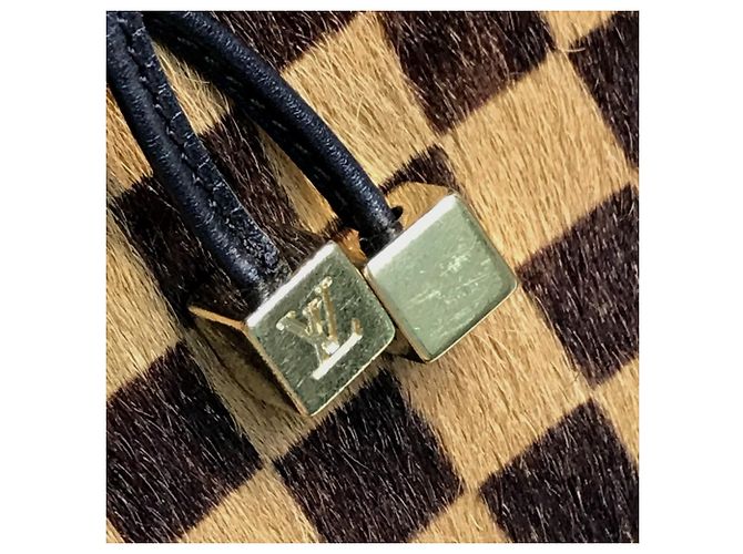 Bolsa de Ombro Pochette Gazelle Damier Sauvage M92130 Louis Vuitton Marrom - vista 11
