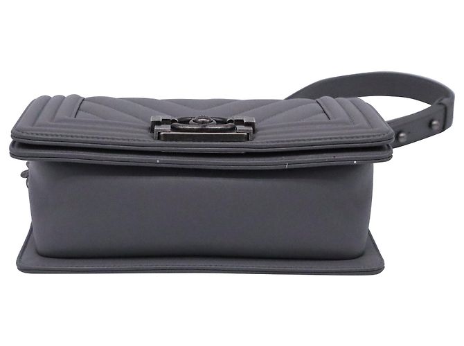 Borsa a spalla Chanel Small Boy Flap in pelle di vitello grigia Grigio - vista 5