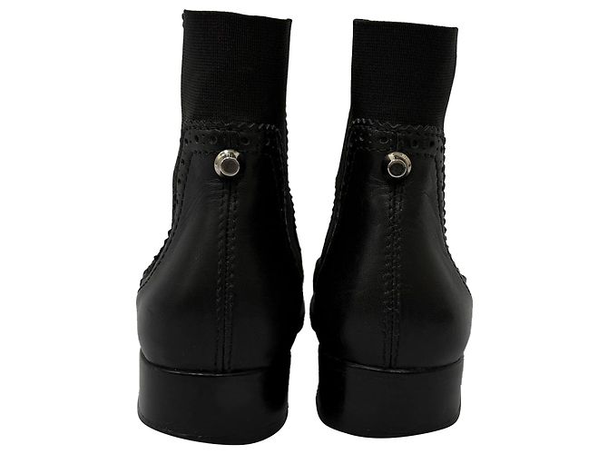 Botas Chelsea con punta perforada Balenciaga en cuero negro - vista 3