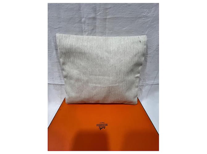 Hermès Hermes Bath Beige - view 3