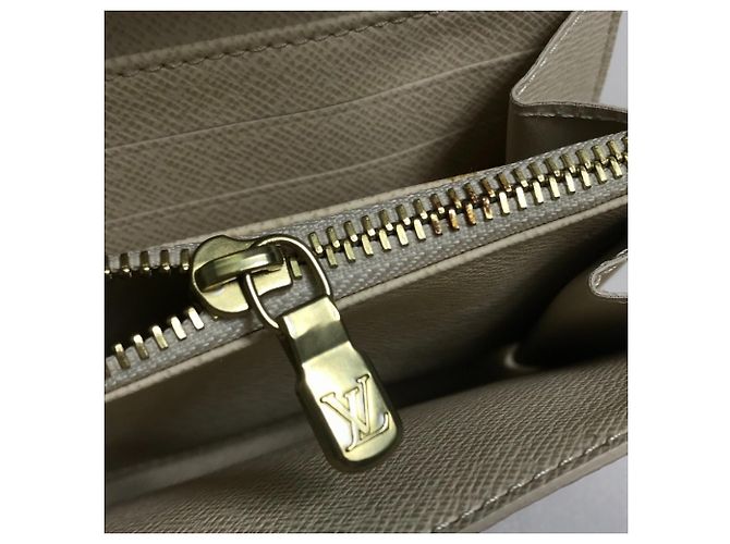 Sarah Louis Vuitton Damier Azur Langbörse Weiß - Ansicht 9