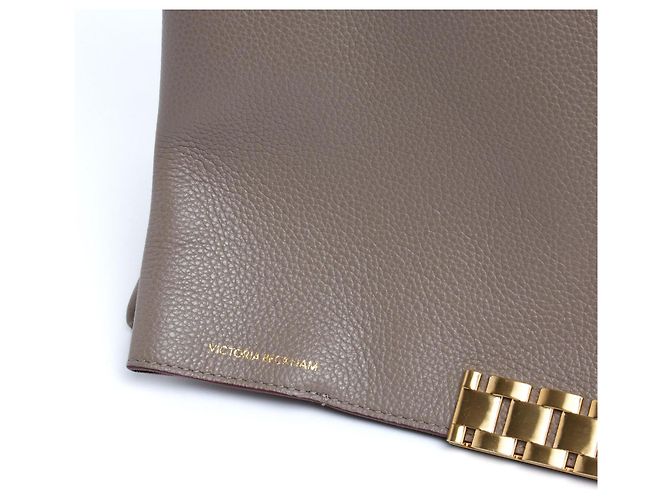 Borsa a Spalla Maxi Chain Pouch Jumbo Taupe in Pelle Victoria Beckham - vista 3