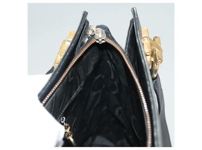 Gancini Schultertasche aus Leder Schwarz Gold Auth 134227 von Salvatore Ferragamo Golden - Ansicht 19