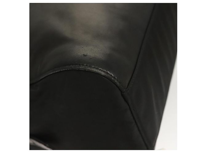 Borsa a spalla con catena Prada in pelle nera e oro Auth yk18939 Nero D'oro - vista 15