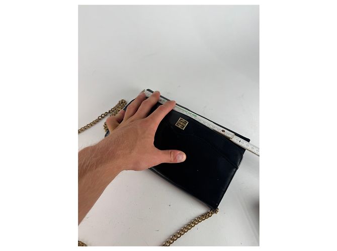 Vintage Givenchy 4G Tasche aus Lackleder schwarz - Ansicht 12