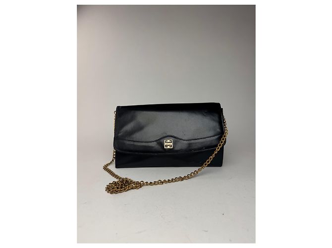 Vintage Givenchy 4G Tasche aus Lackleder schwarz - Ansicht 14