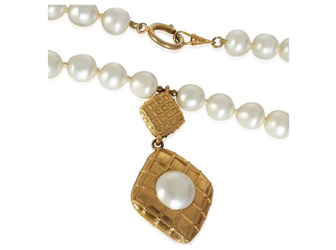 Collana vintage in perle finte placcata oro di Chanel - vista 2