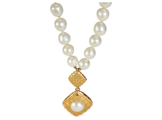 Collana vintage in perle finte placcata oro di Chanel - vista 4