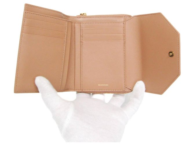 Balenciaga Envelope Compact Wallet Beige - view 4