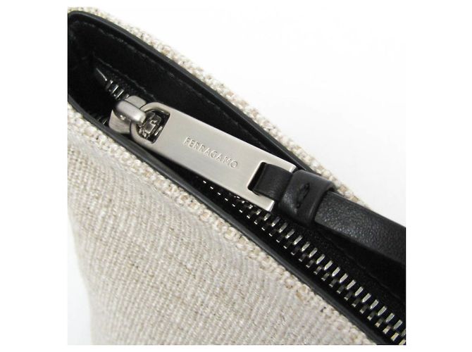 Salvatore Ferragamo Logo EE-24 1638 Pouch Black Beige - view 9