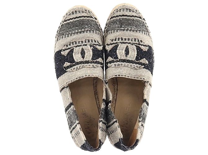Espadrillas Chanel a punta a righe CC in tela multicolore Marrone Rosso - vista 3