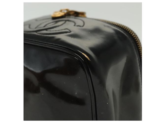 CHANEL Necessaire Vanity Couro envernizado Preto Ouro CC Auth 137125 Dourado - vista 16