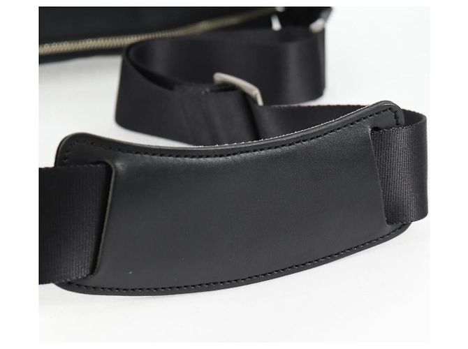 Borsa a spalla in nylon nero e argento autentica BURBERRY bs28161 - vista 11