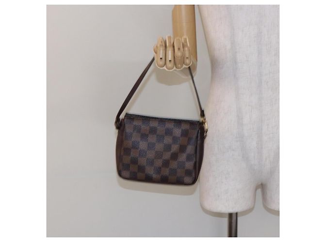 LOUIS VUITTON Pochette per il Trucco Damier Ebene N51982 LV Auth 136912 - vista 22