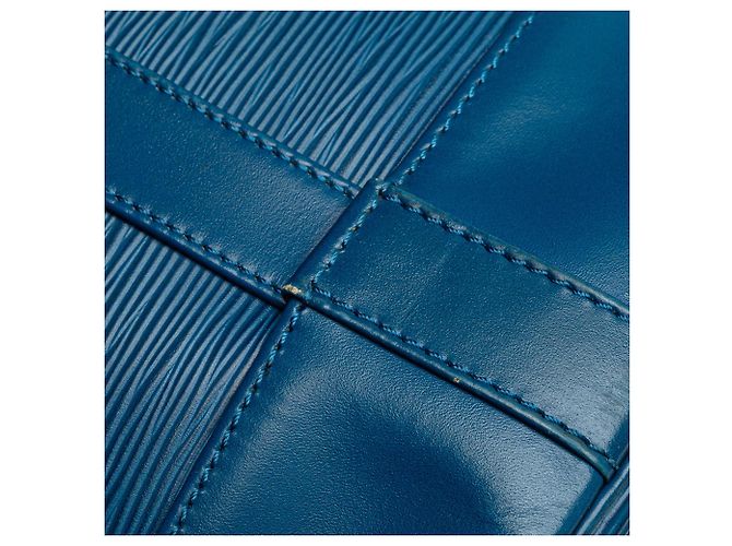 Louis Vuitton Randonnee PM in Epi Blu - vista 10