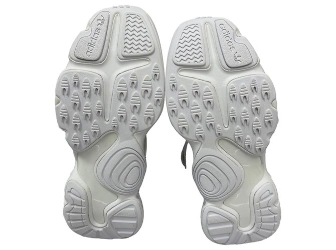 Autre Marque Adidas Magmur Runner Schuhe aus weißem Polyester Roh - Ansicht 8