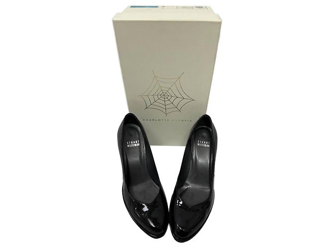 Stuart Weitzman Pumps aus schwarzem Lackleder - Ansicht 10