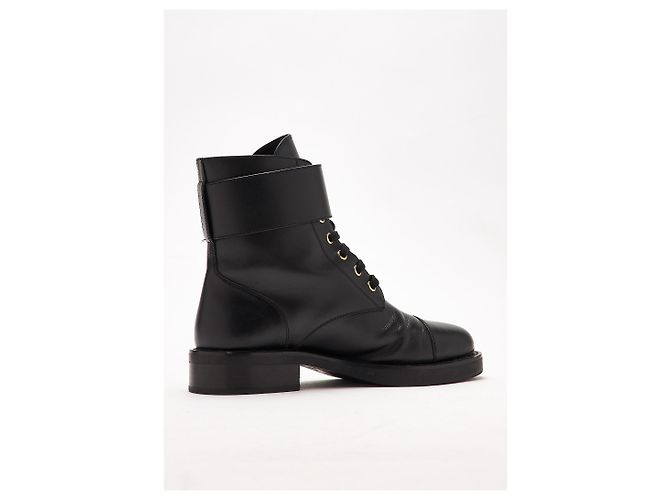 Stivali LV Twist Wonderland Ranger in pelle nera Louis Vuitton - vista 2
