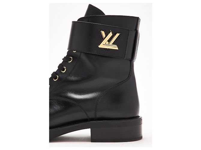 Stivali LV Twist Wonderland Ranger in pelle nera Louis Vuitton - vista 4